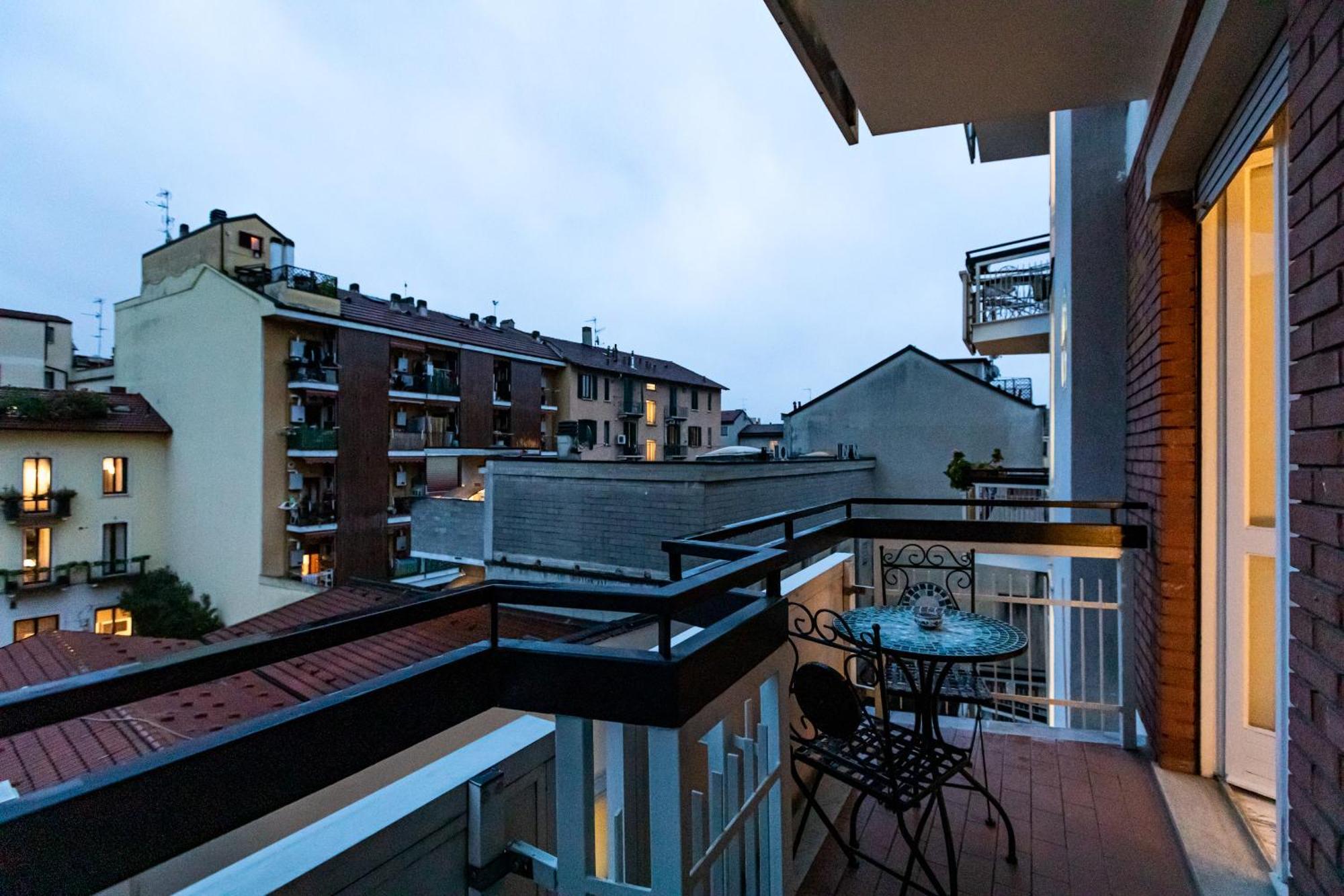 Piazza Gramsci Amazing Apartment With Balcony - Top Collection Milán Exteriér fotografie